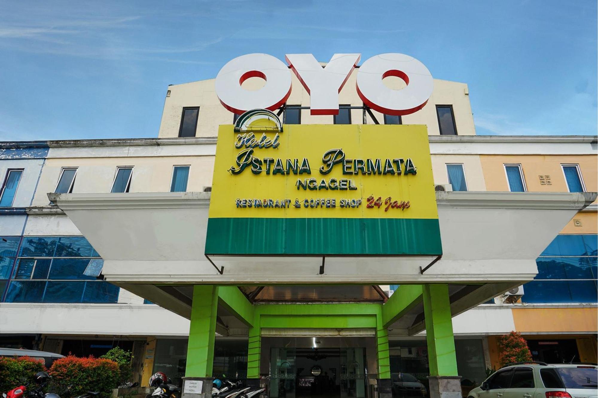 Istana Permata Ngagel Hotel Surabaya Exterior photo